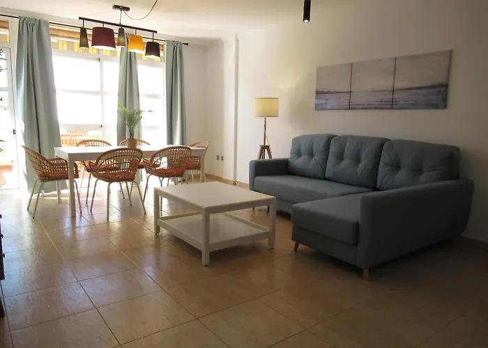 Bristol Likehome, By Comfortable Luxury شقة كوراليهو